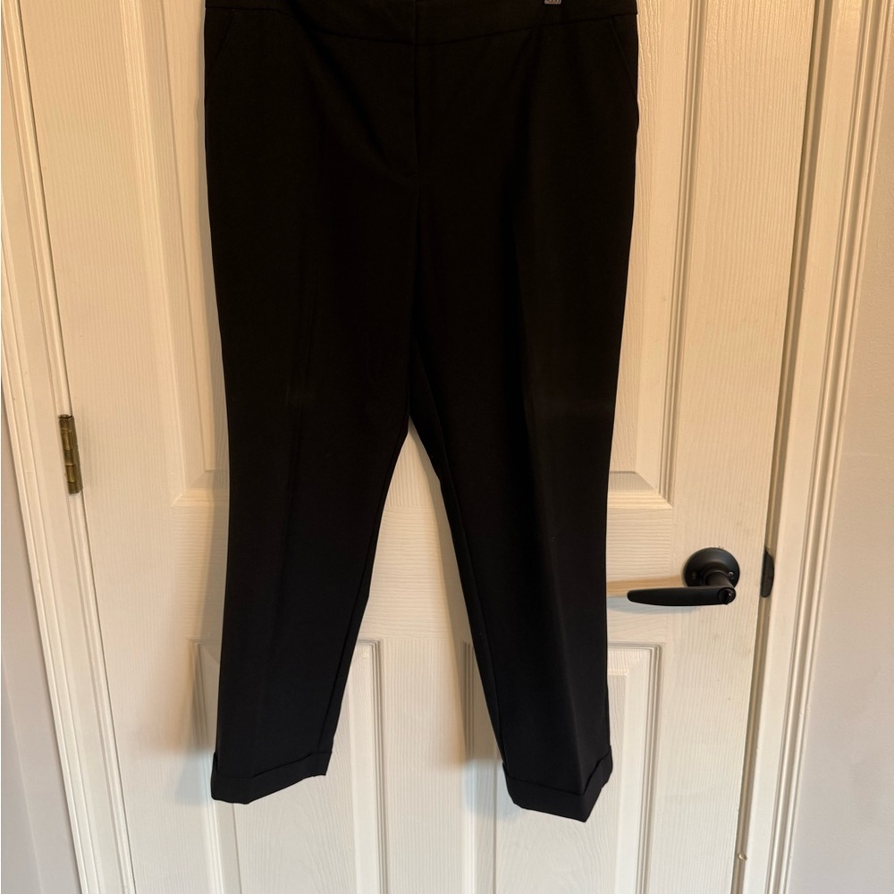 Elegant Black Women's Pants, size 12P, flat front, pockets and cuffed hem EUC